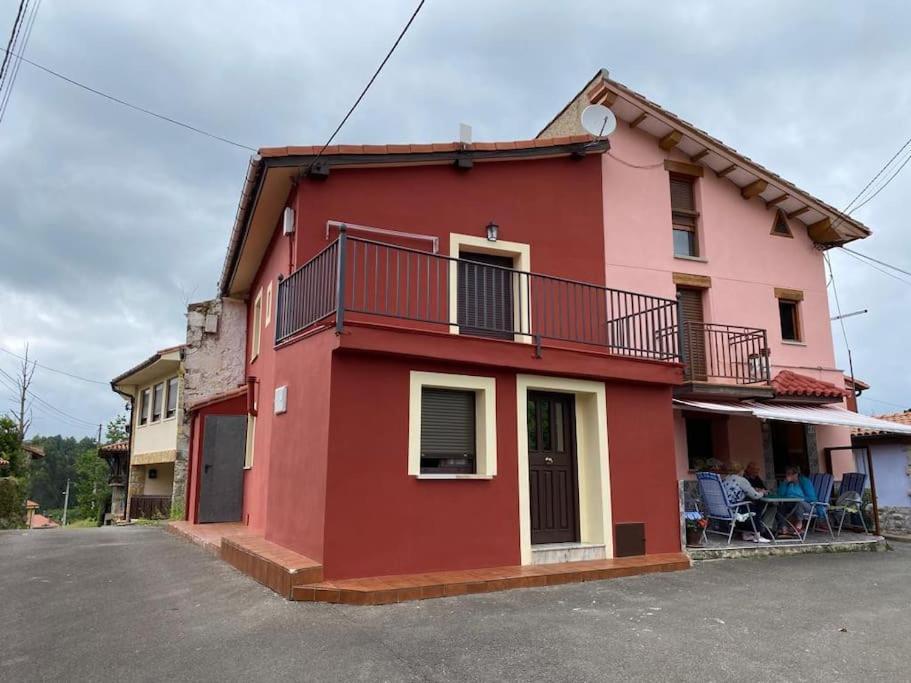 La Casa De Anita Y Jose Villa Colunga Exterior photo
